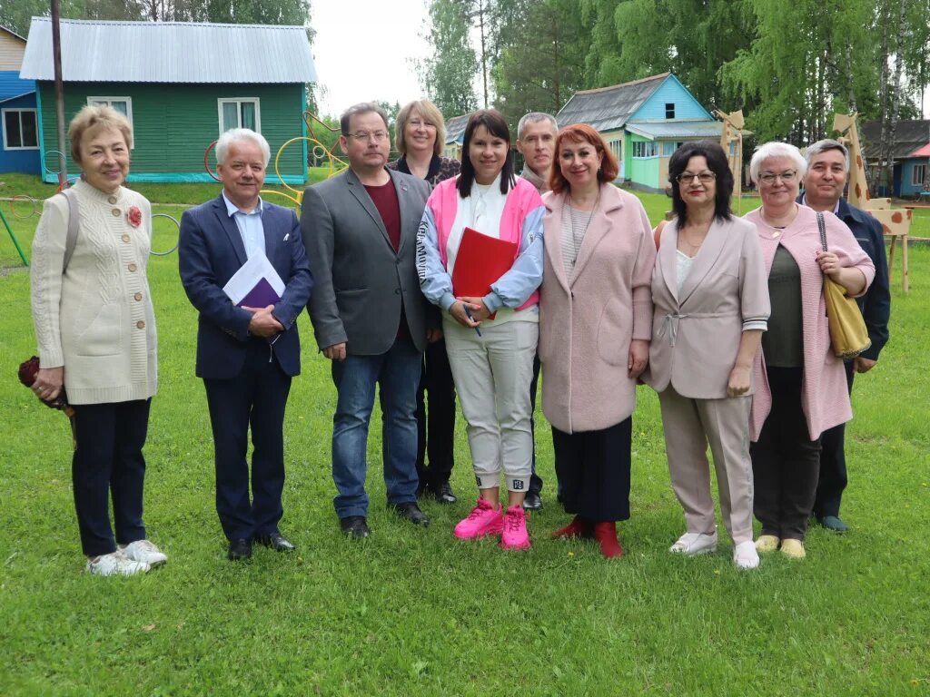 лагерь алые зори глазов.