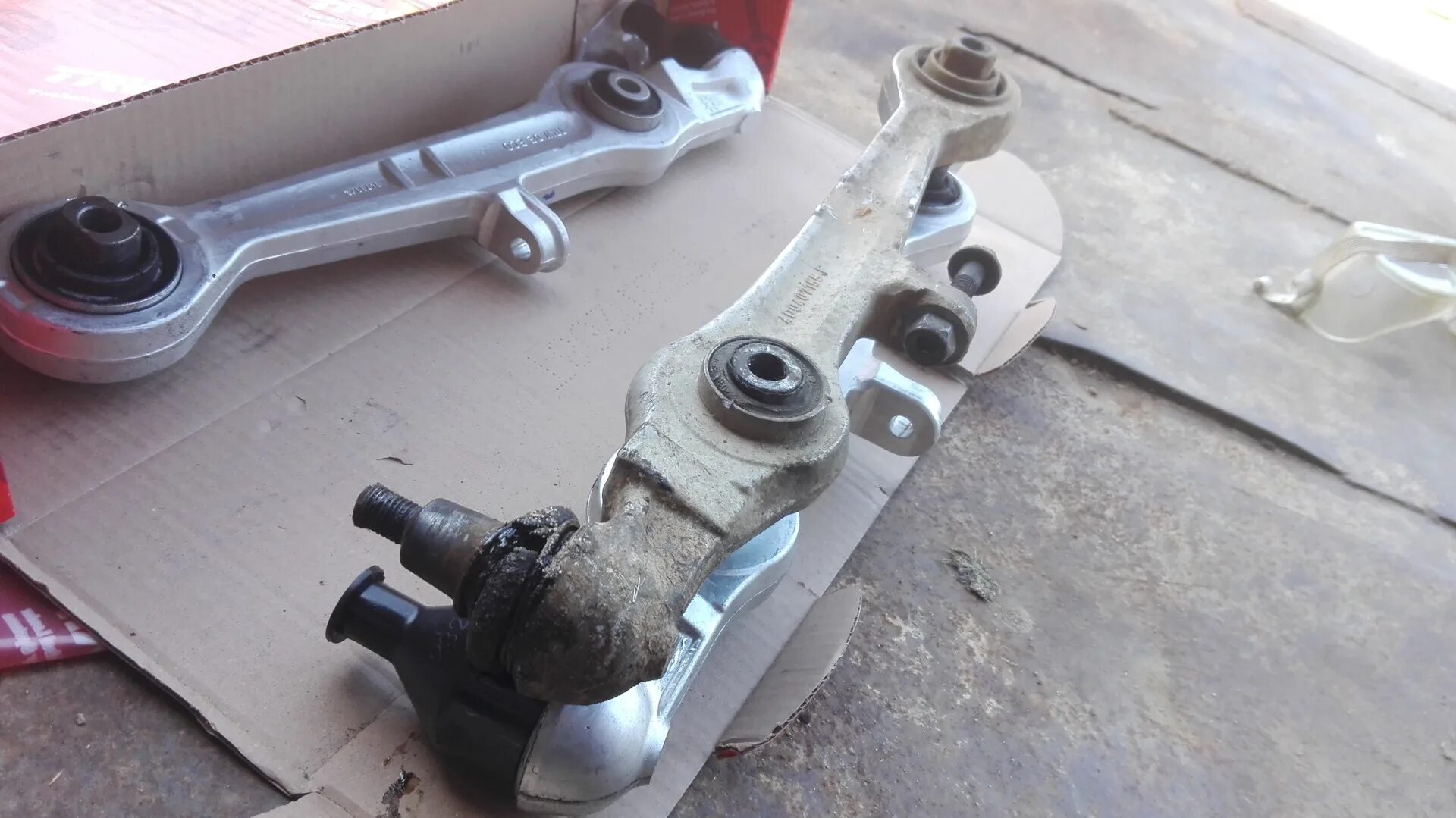 замена рычагов а6 с5. рычаг передней подвески audi a2. рычаг передней подвески ауди а6 с5. сайлентблок рычага ауди а6. замена рычагов а6 с5.