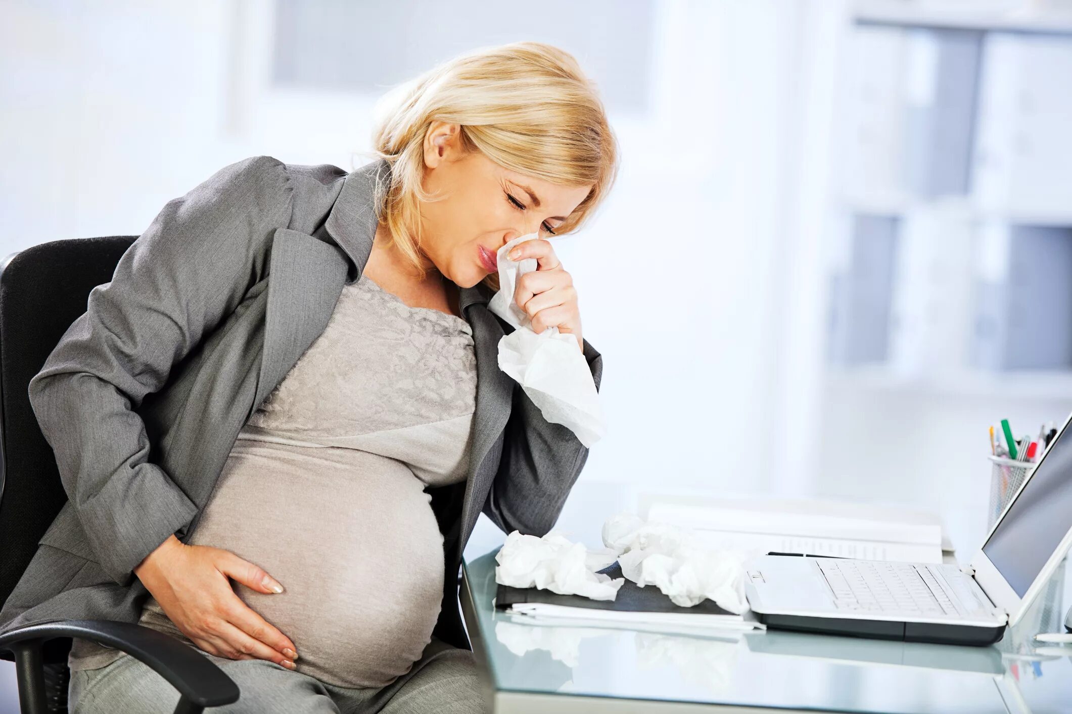 Беременность и заболевания матери. Беременные женщины. Фото беременной женщины. Заболевания беременных. Простые беременные женщины.