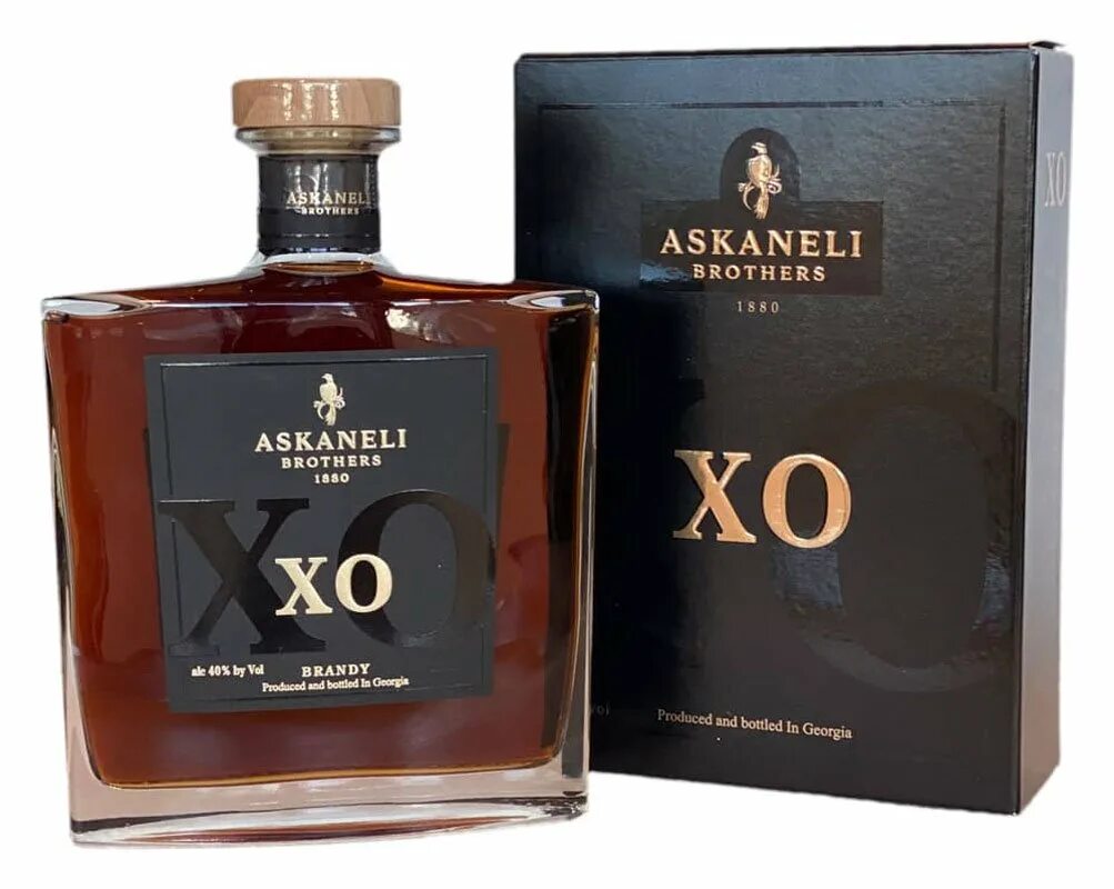 Askaneli vsop 0.7 цена. Коньяк Askaneli XO. Коньяк Асканели XO 0.7. Коньяк братья Асканели Хо. Askaneli brothers XO бренди.