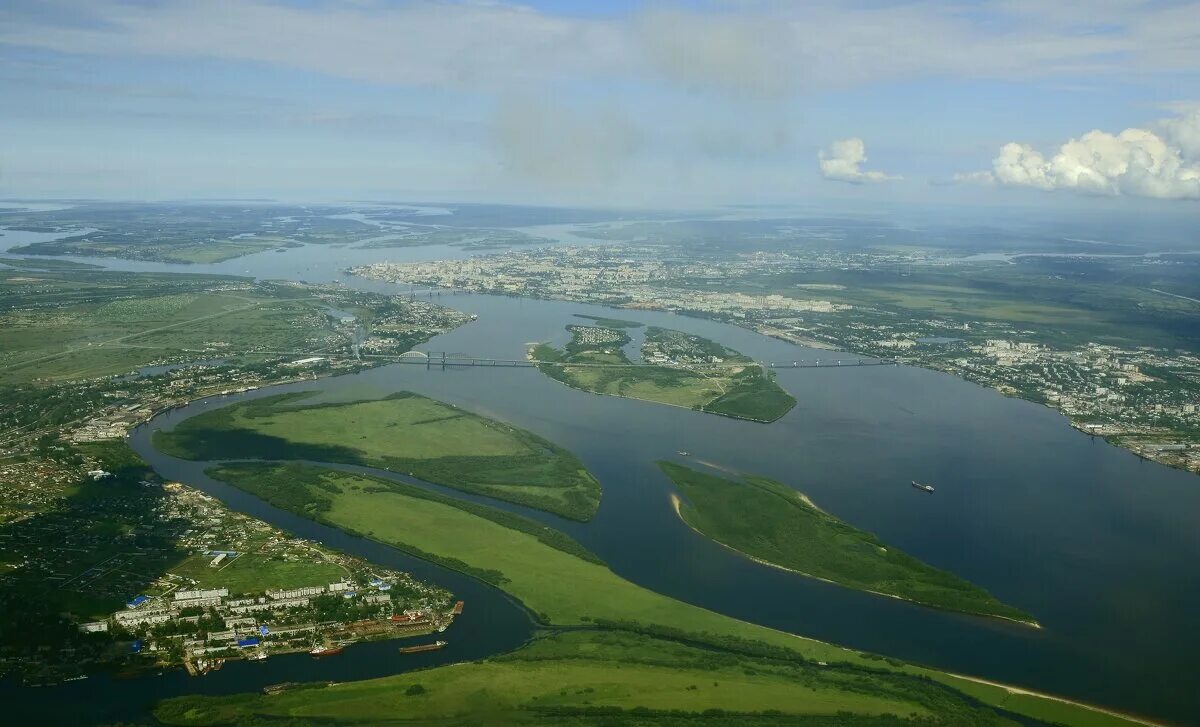 Река северная двина красавино. Река северная двина. Архангельск устье северной двины. Острова полой на северной двине. Реки россии северная двина.
