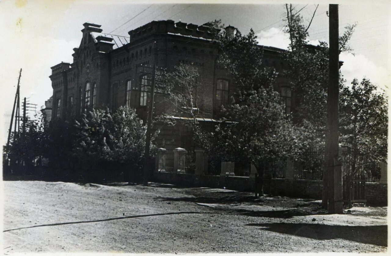 Старый минусинск. Минусинск раньше. Минусинск 20 век. Минусинск 1970. Старый минусинск музей мартьянова 19 век.
