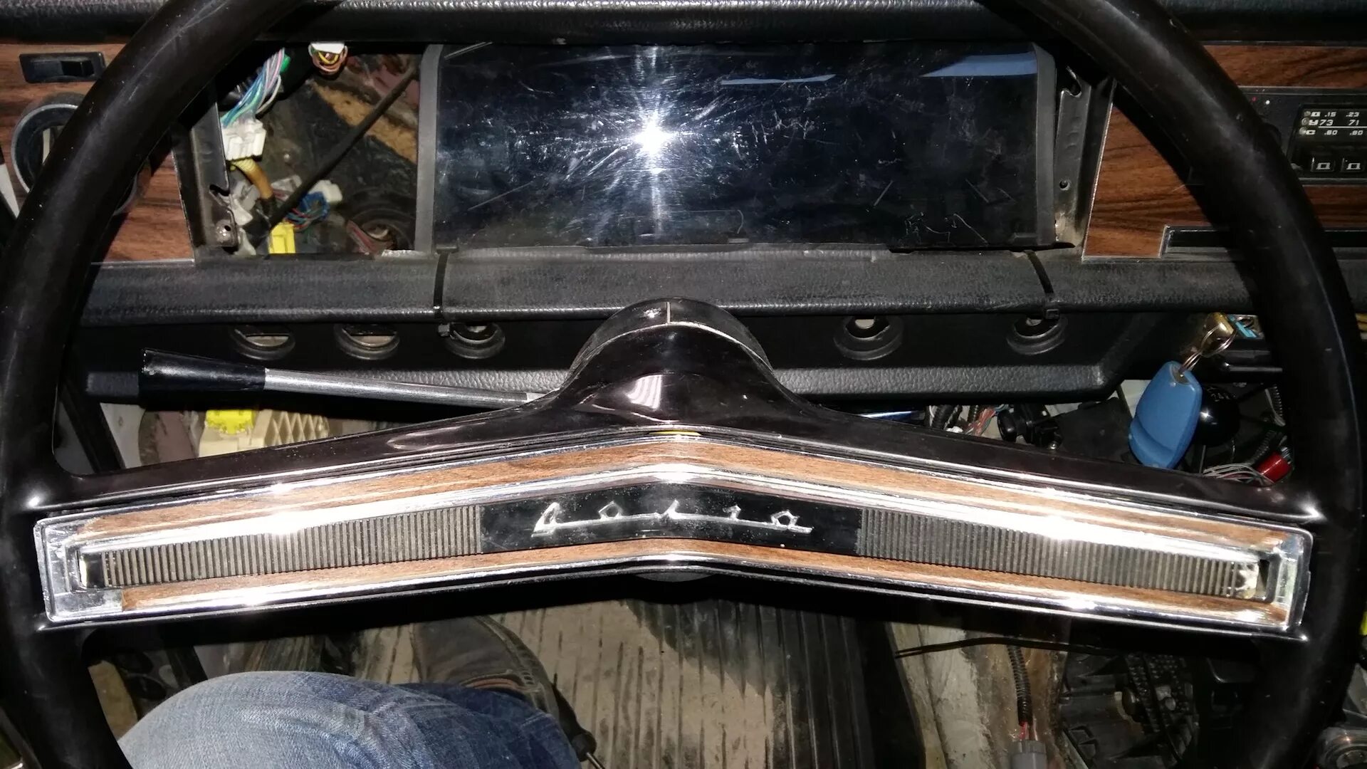 Рули24. Руль на газ 24 10 волга. Руль газ 24 спереди. Руль газ 24. Руль газ 24 волга.