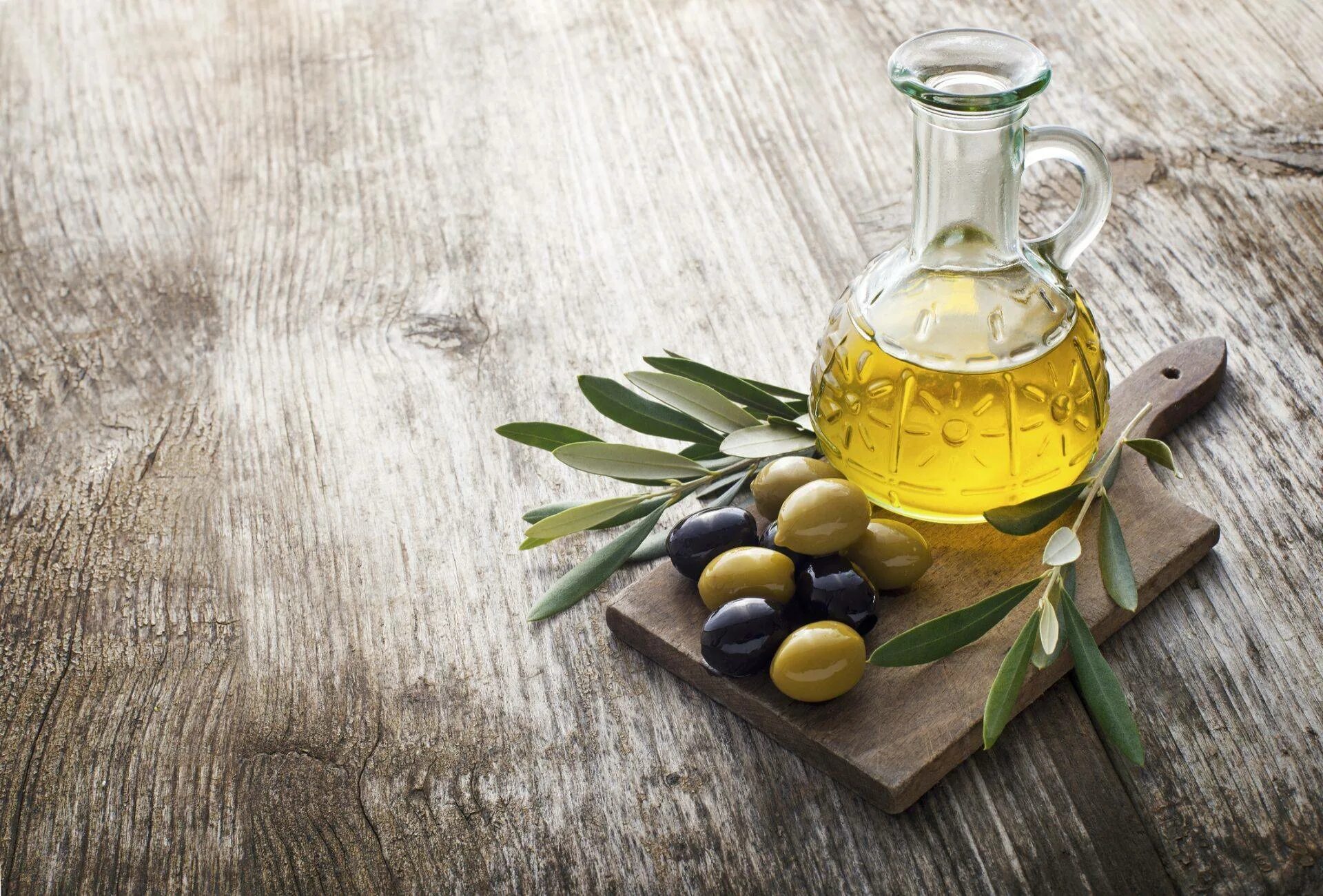 Оливковое масло Olive Tree. Олив Ойл масло оливковое. Оливковое масло Extra Virgin фон. Olive Oil масло оливковое. Масло оливковое и другие масло