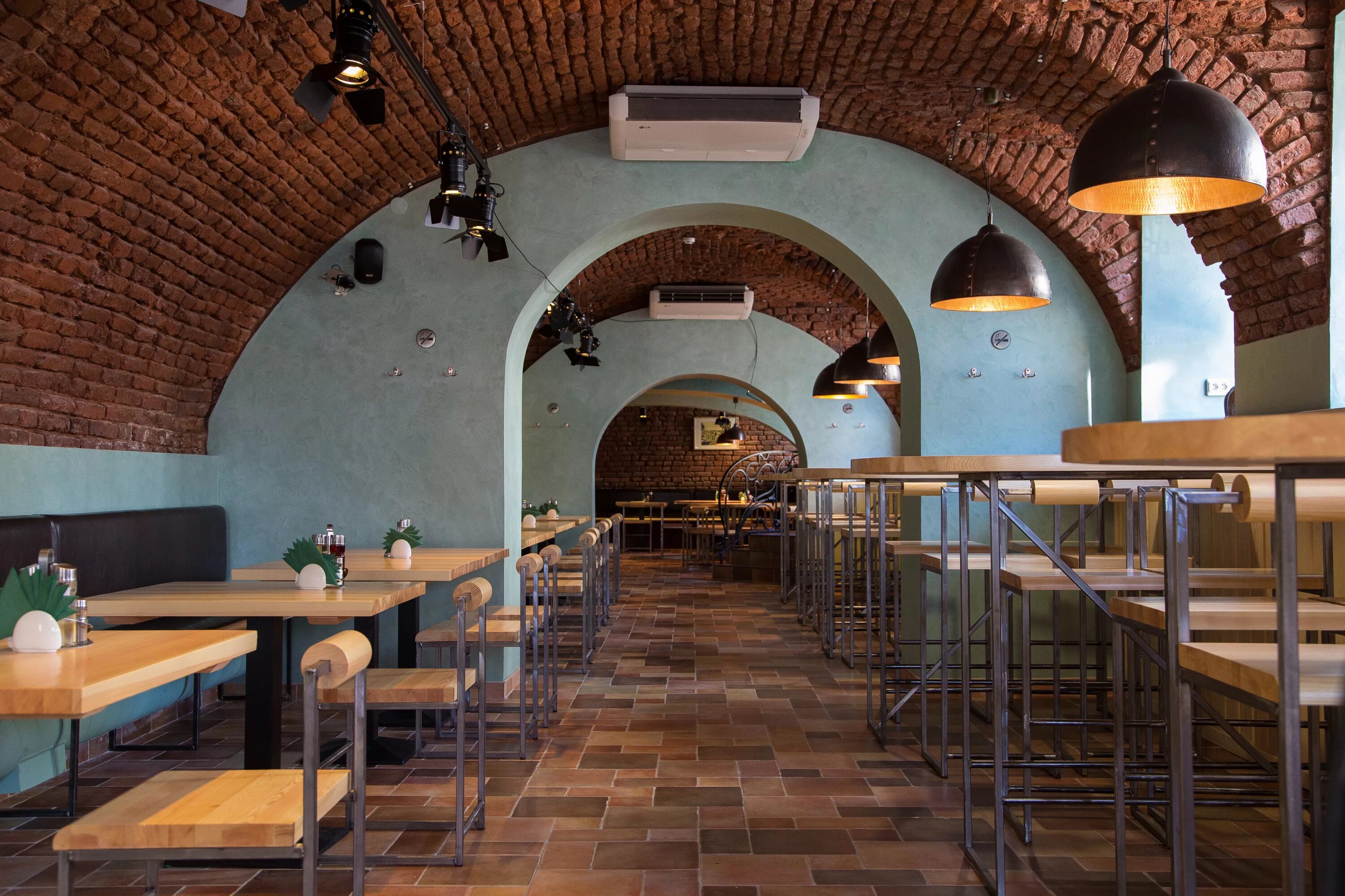 лучшие рестораны мира. тифлисский дворик ресторан москва. The buddy cafe, санкт-петербург барное меню. пивбар висла на гороховой. Self edge japanese, санкт-петербург.