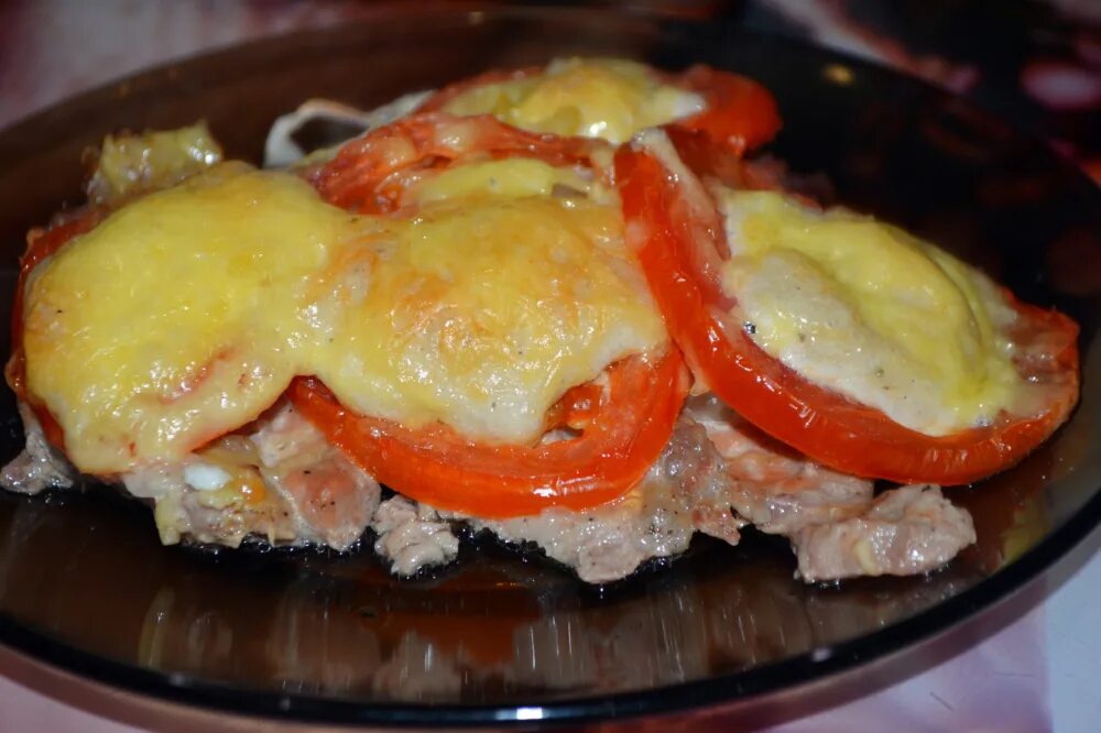 Мясо по французски. Свинина по боярски. Мясо по французски без майонеза. Мясо по французски без майонеза в духовке. Мясо по французски без майонеза в духовке.