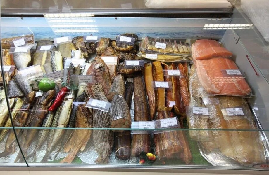 Виды рыб. Содержание тяжелых металлов в рыбе таблица. Можно ли сдать рыбу. Выкладка рыбы на витрине. Употребление рыбы с паразитами.