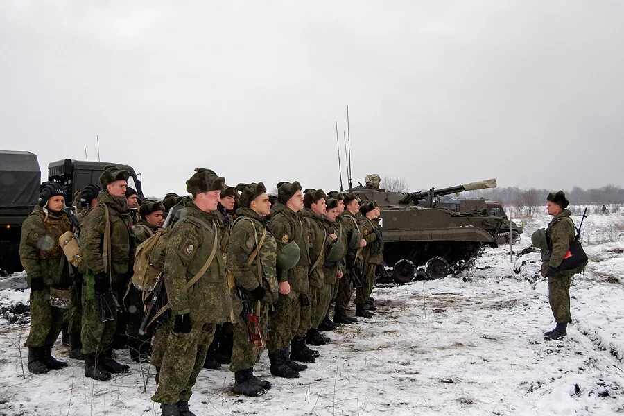 Мотострелковой дивизии 58-й общевойсковой армии. Учения мотострелковых войск. Военные учения. Мотострелки учение.