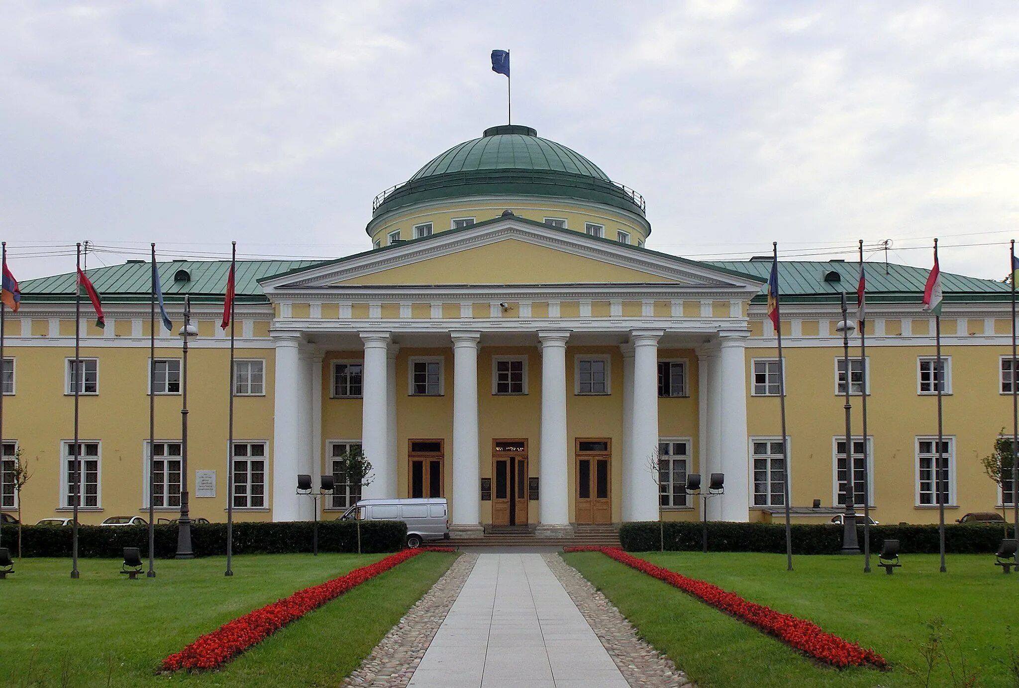 Таврич. Таврический дворец в Петербурге (1783-1789),. Таврический дворец в Санкт-Петербурге Старов. Таврический дворец Старов. Старов Архитектор Таврический дворец.