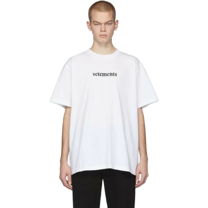 Vetements pret a porter футболка. Vetements pret a porter футболка. Vetements футболка. Vetements футболка antisocial. Футболка ветементс.