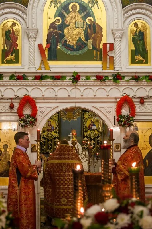Церковь иосифа волоцкого на челомея. Храм преображения господня в старом беляево. Храм иосифа волоцкого развилка. Храм иосифа волоцкого на челомея расписание. Прп.