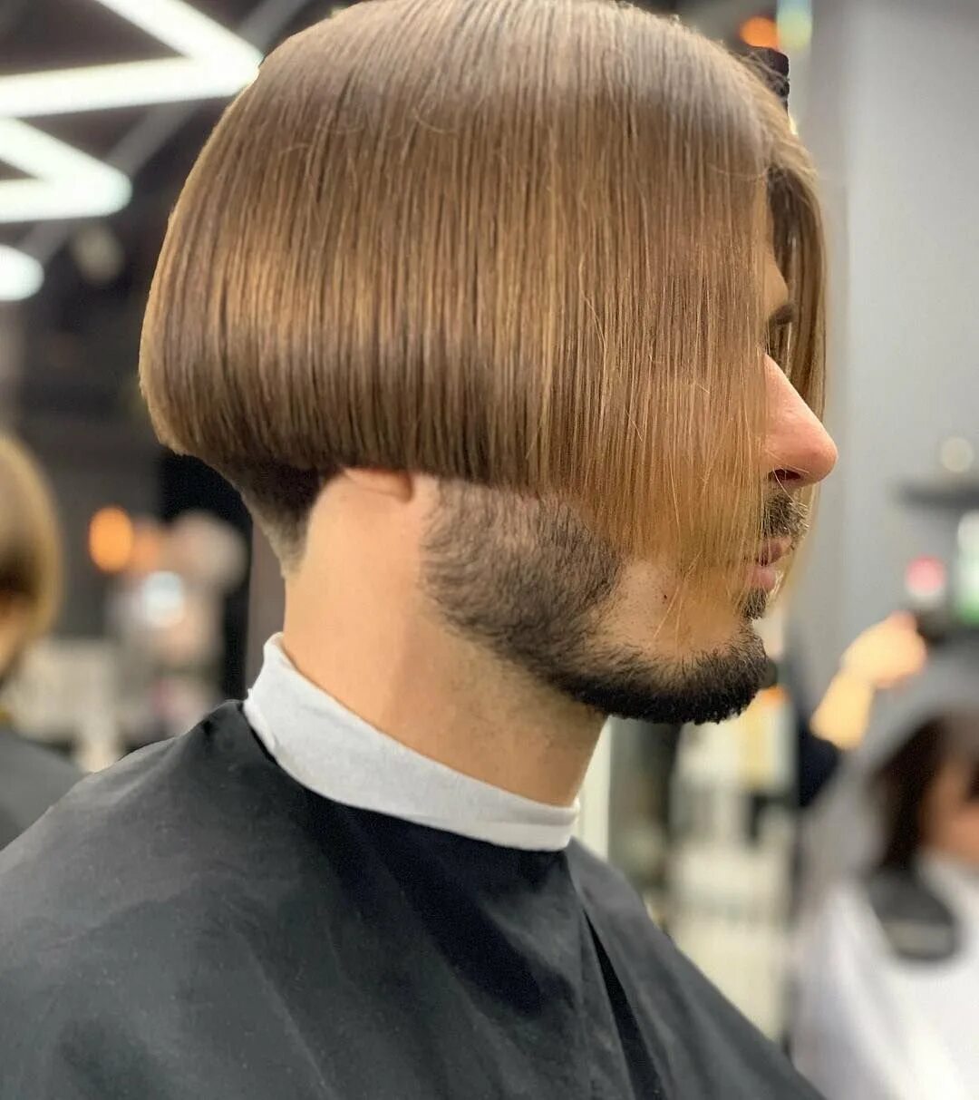 Мужское каре на ножке. Стрижка сессон мужская. long bob haircut стрижка man. мужское каре стрижка. мужское кары.