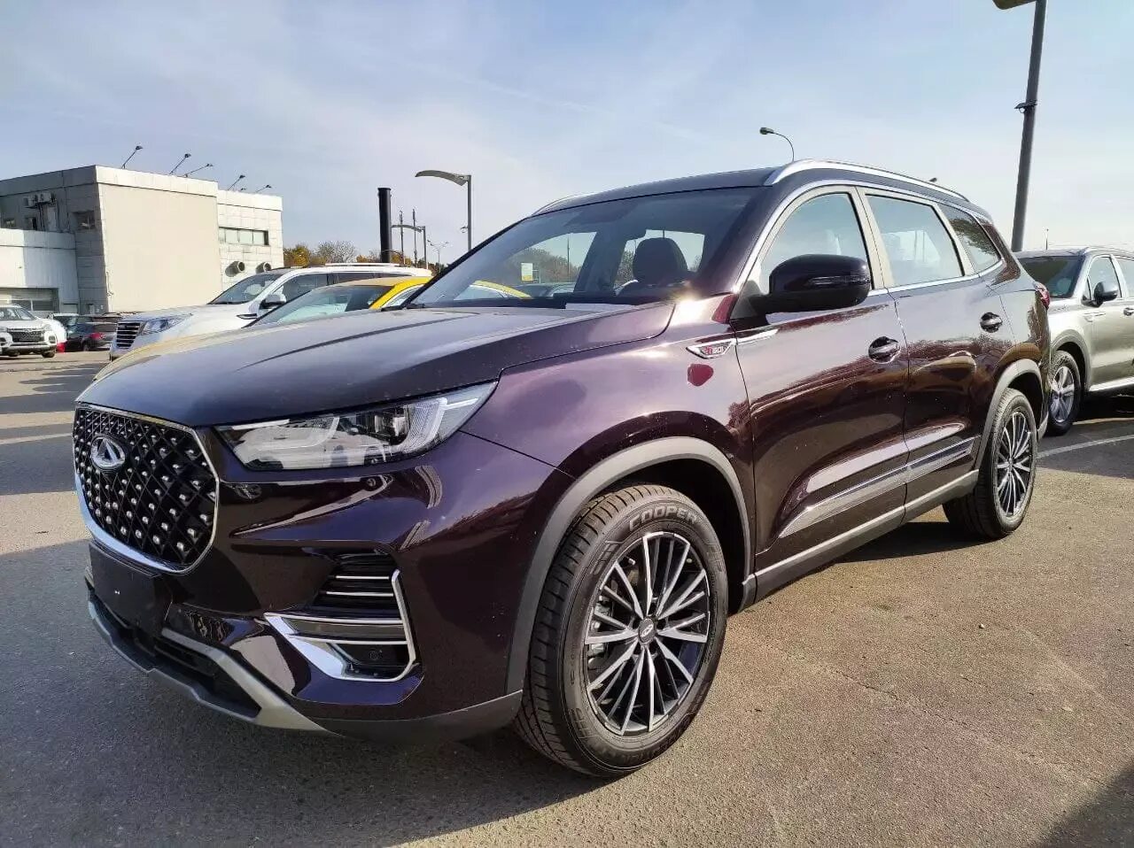 То chery tiggo 8 max. Chery tiggo 8 pro. chery tiggo 8 pro королевский пурпур. chery tiggo 8 pro dreamline. королевский пурпурный чери тигго 8 про.