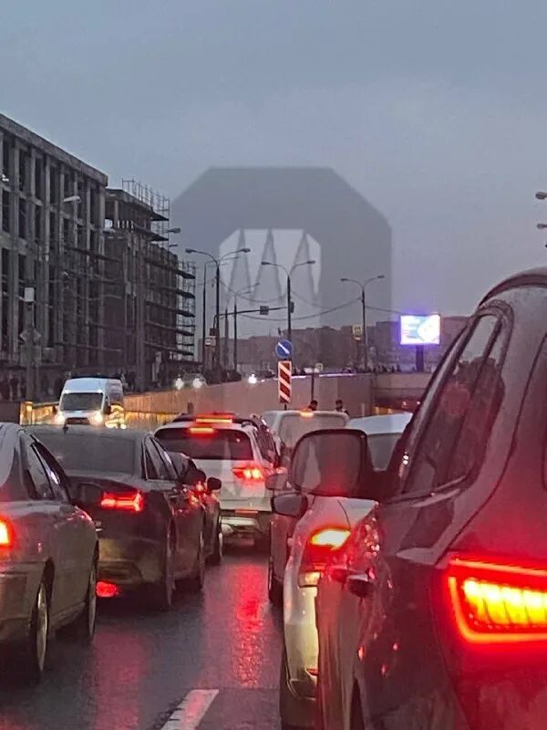 пробка на садовом кольце сейчас. пробка на садовом кольце сейчас. пробка на садовом кольце. предновогодние пробки в москве. пробка на садовом кольце.