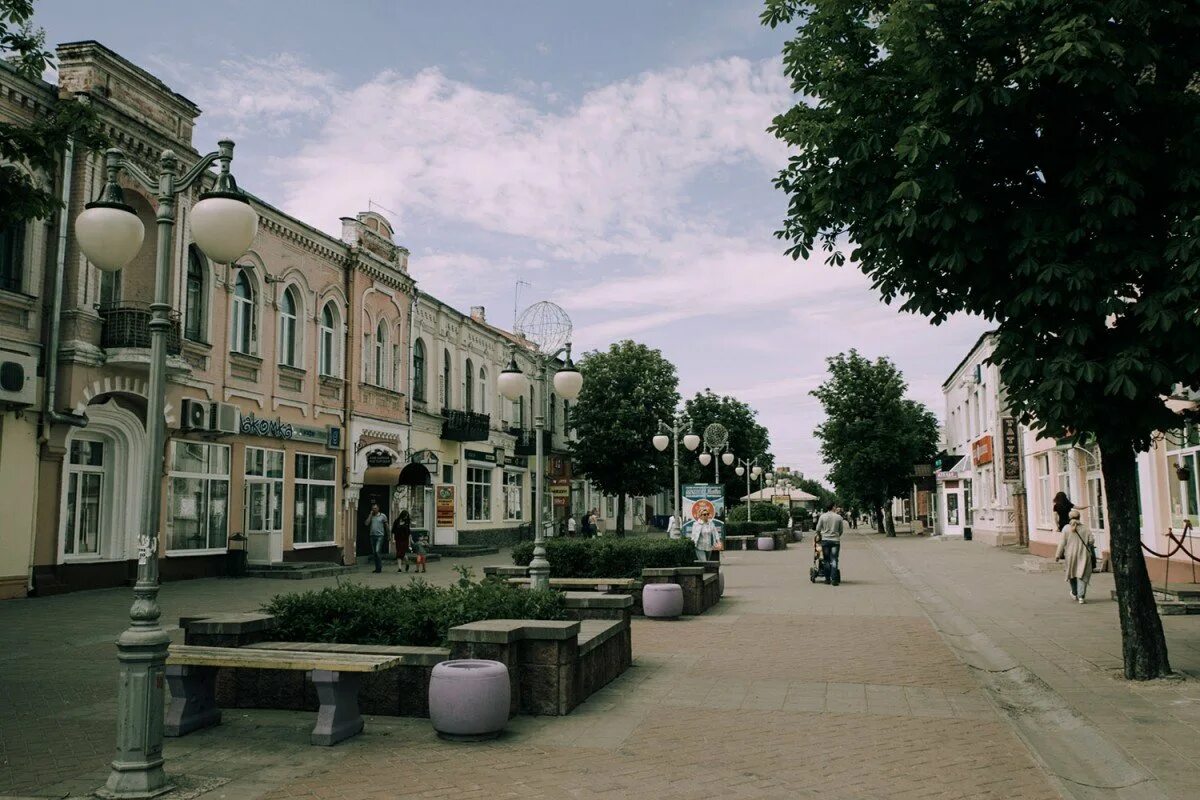 Где город бобруйск. Бобруйск город в Белоруссии. Бобруйск Беларусь центр города. Бобруйск исторический центр. Беларусь Бобруйск население.