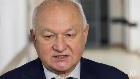 Депутат занимающий