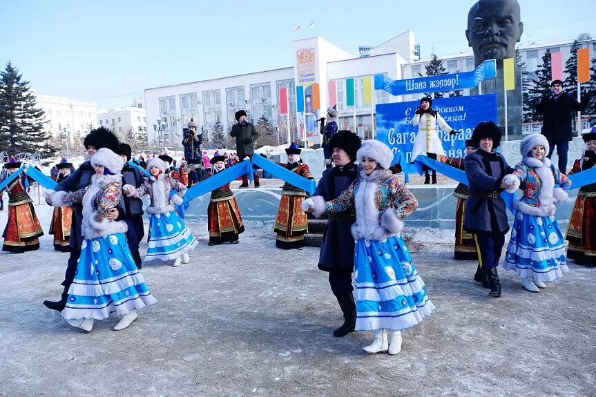 Праздники бурятов Сагаалган. Сагаалган праздник Бурятия. Праздником белого месяца "Сагаалган" Бурятия. Традиции Сагаалгана в Бурятии.