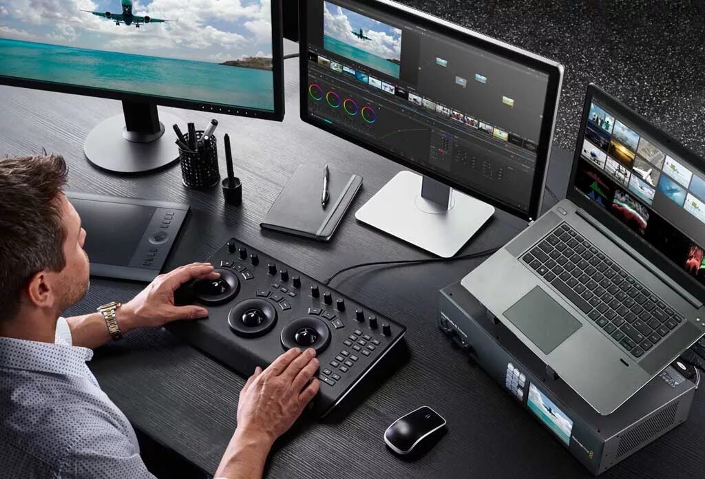 Топ монтаж видео. Видеомонтаж DAVINCI. Аппаратная видеомонтажа. Профессиональный видеомонтаж. Студия видеомонтажа.