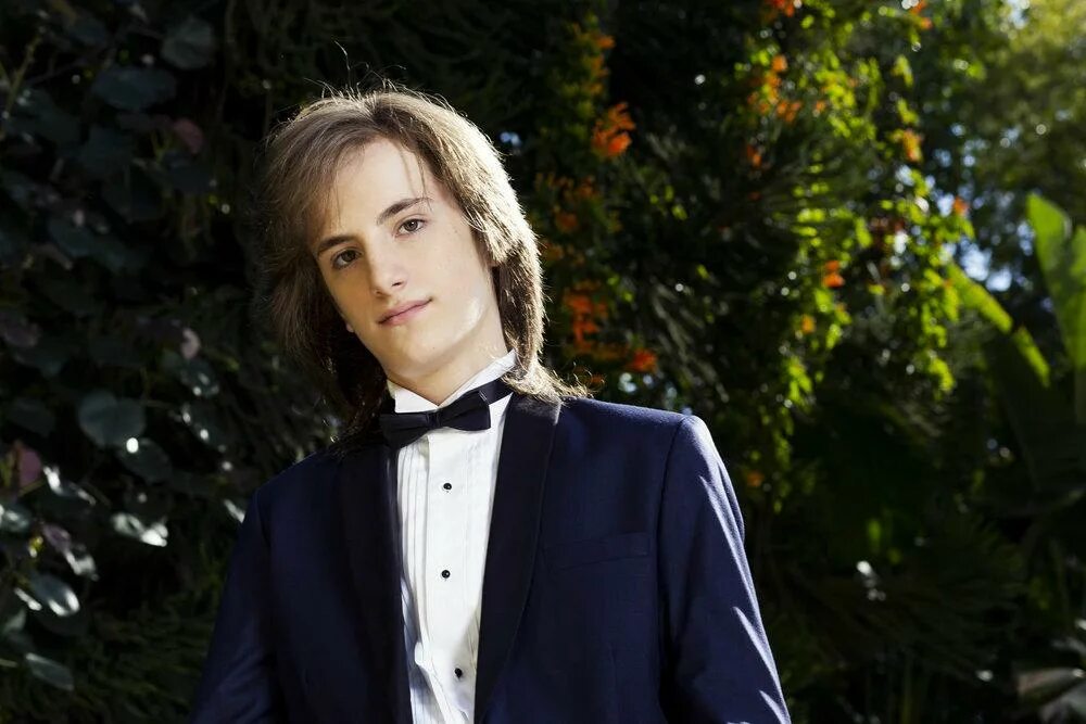 Йоав леванон пианист. Йоав леванон. Эдуард юденич дирижер сейчас. Yoav levanon пианист. Леванон йоав пианист.