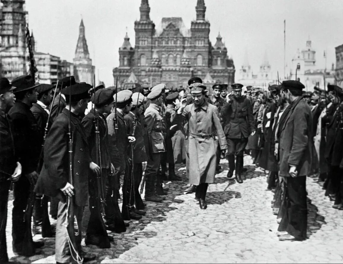 1 мая 1939. Троцкий парад на красной площади 1918. Эфраим Склянский. Эфраим Маркович Склянский. Склянский РККА.