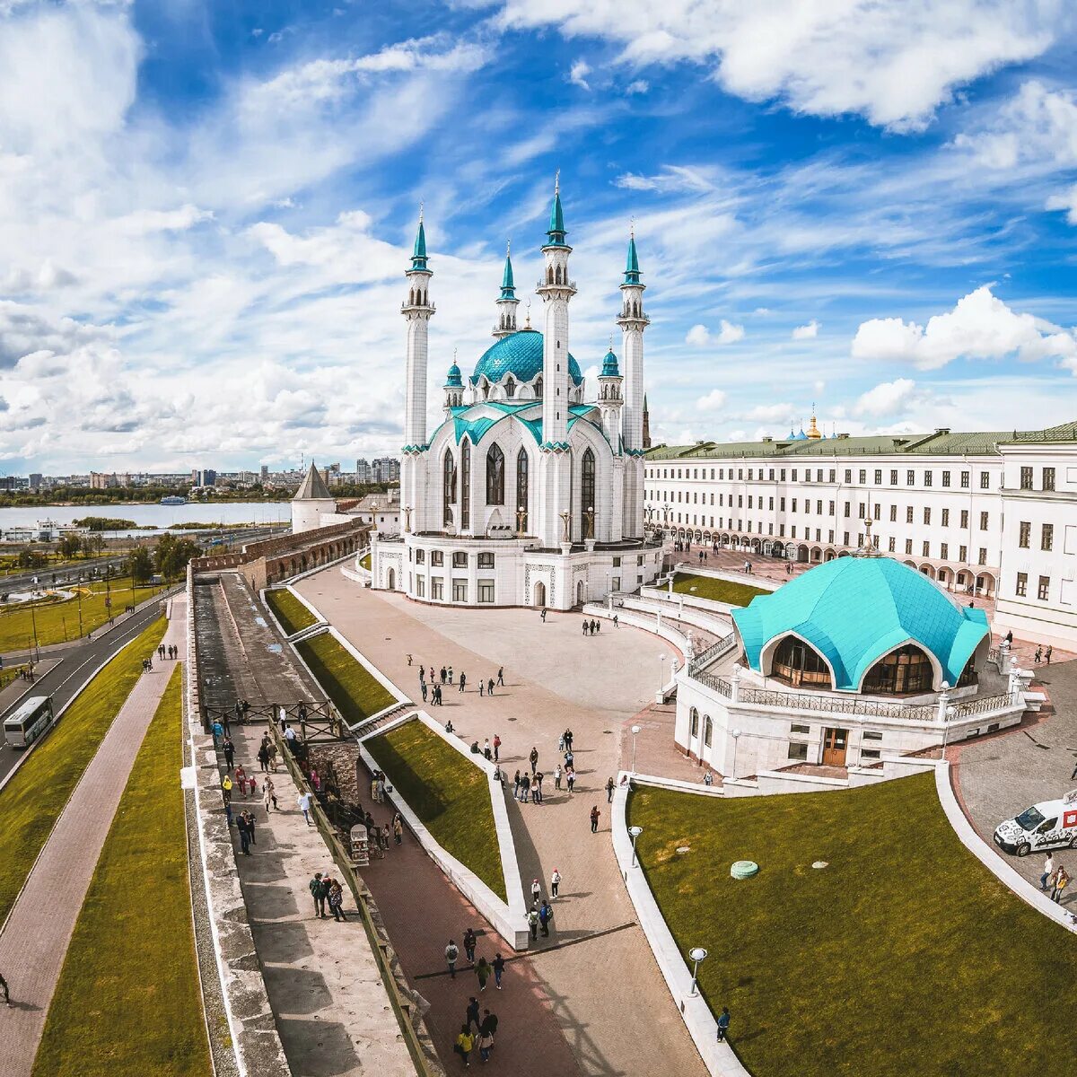 Казань достопримечательности. Казанский Кремль. Казань тысячелетняя экскурсия. Казань экскурсии казан. Казань путешествие на неделю