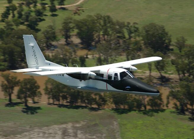 Самолеты vr. Vulcanair AP-68tp-600 Viator. Самолет Vulcanair p68. Partenavia p.68. P68r.