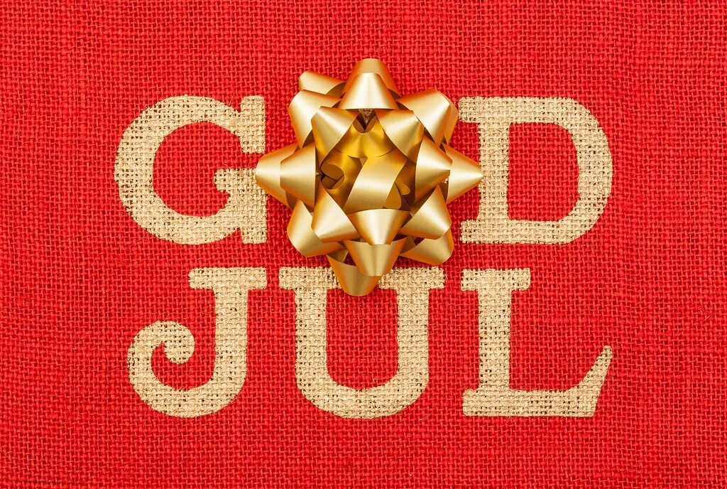 God jul. Jul0905. god jul перевод. god jul - med tonårsknull!.