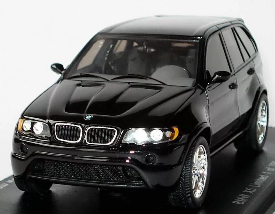 Bmw x5 le mans. Bmw x5 e53 1:18. бмв х5 леман. бмв х5 е53 леман. bmw x5 e53 v12.