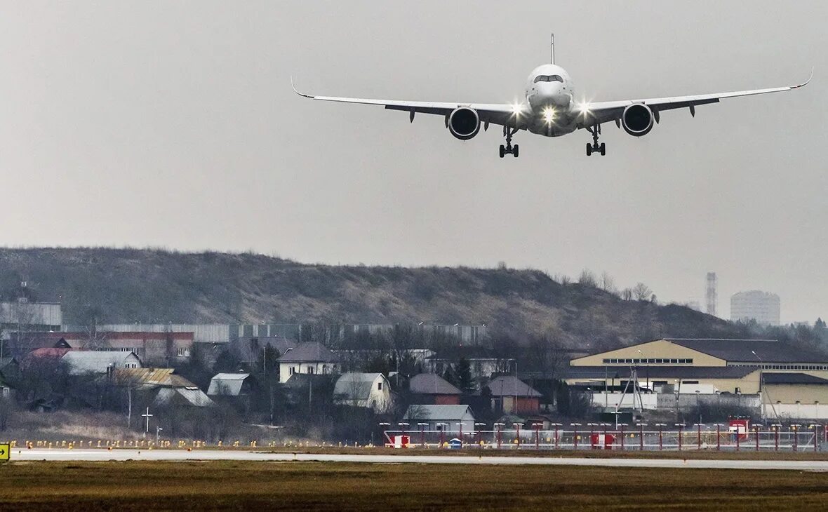 Сколько взлетает самолет