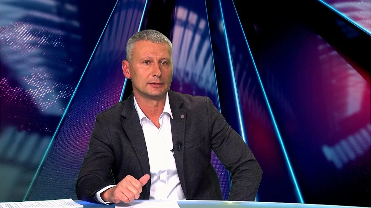 Термины в репортаже. Репортаж о том как. Журналист эстетика. Репортаж о том как. Репортаж о том как.