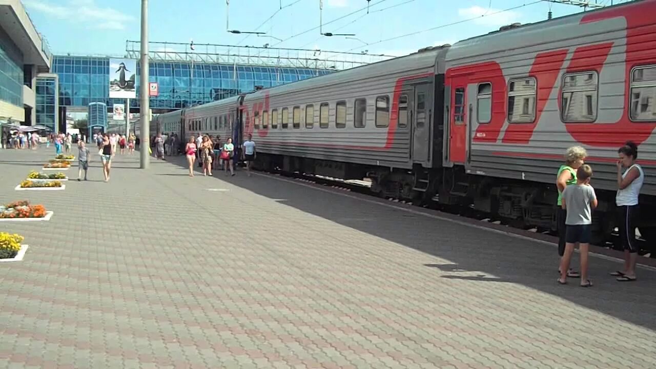 Россошь анапа жд ржд. 247 поезд анапа. жд станция анапа. анапа вокзал вагоны. анапа вокзал поезд.