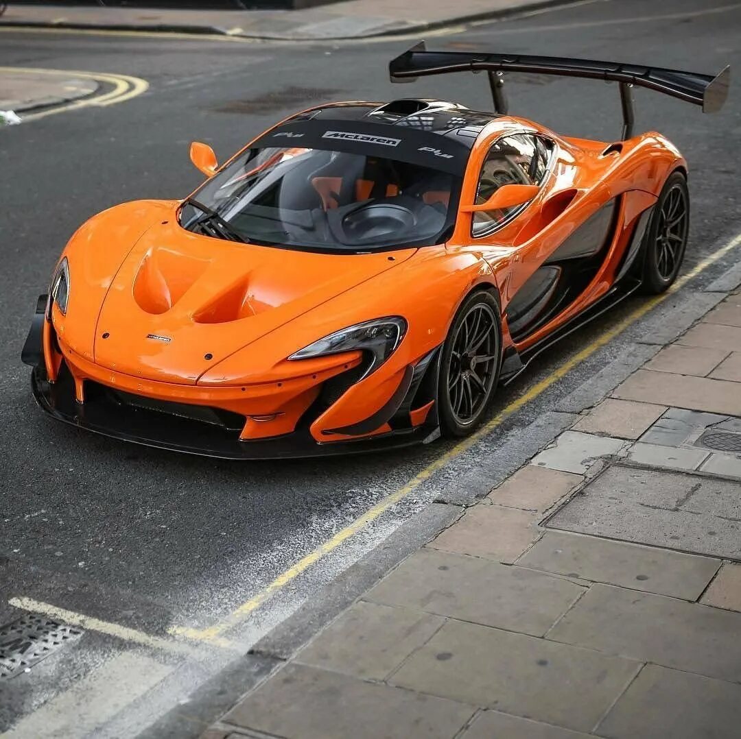 Машина mclaren. MCLAREN p1. Макларен p1 2020. MCLAREN p1 LM. Maclaren машина p1.