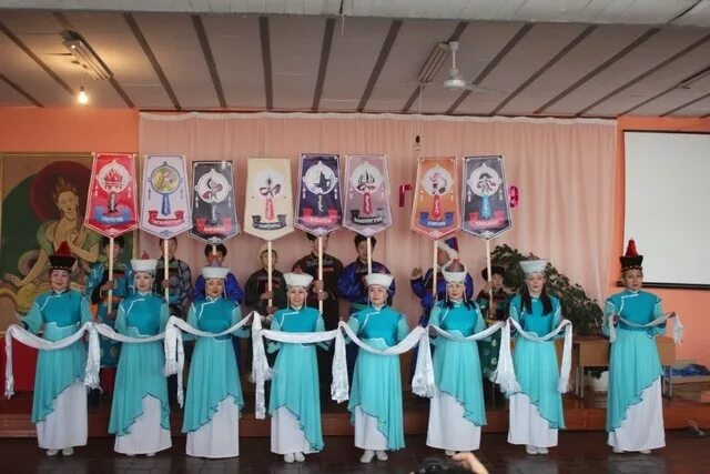 цаган оль могойтуйского района. базар ринчино памятник. забайкальский. цаган оль забайкальский край. цаган-ола забайкальский край.