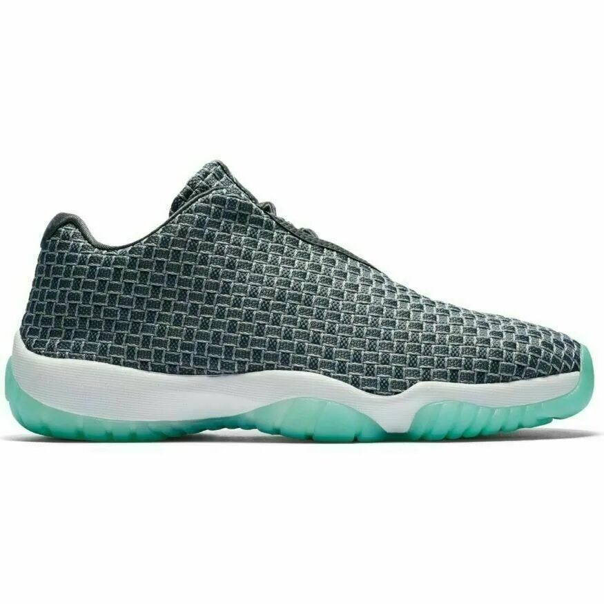 Future low. Air Jordan Future Low. Air Jordan Future. Кроссовки Jordan Future Low Black.