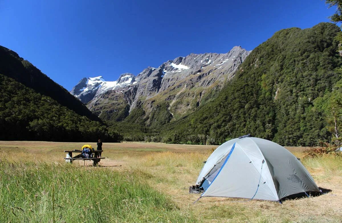 Хат трек. Маунт-Аспайринг кемпинг. Корея кемпинг горы. Mount aspiring National Park. Кемпинг горы крутые фото.