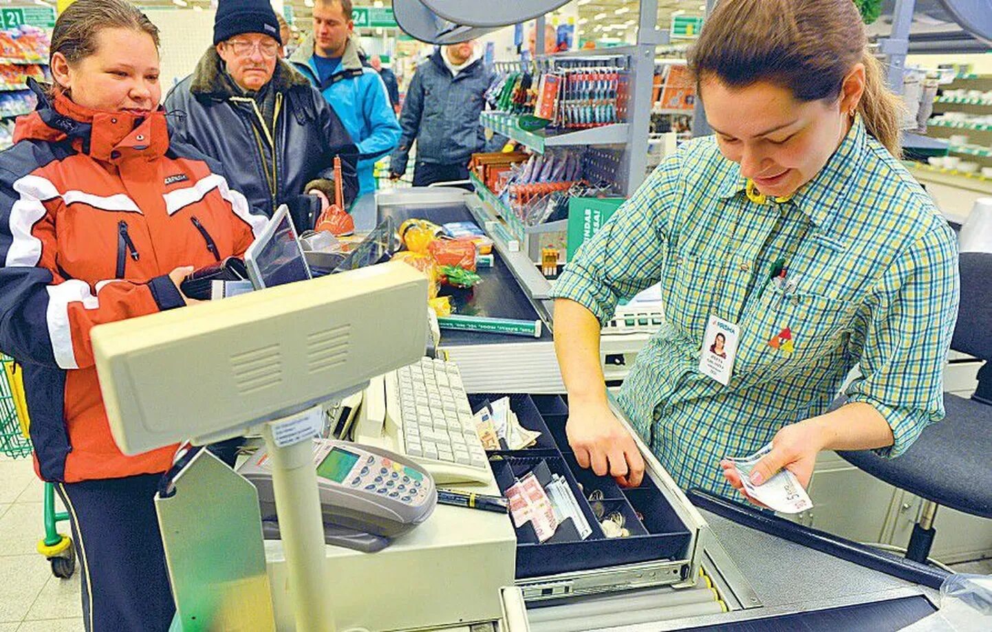 Как стать кассиром