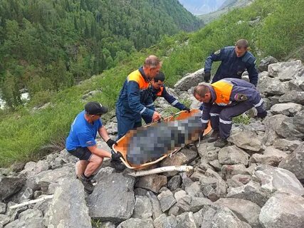 Девушки пропали в горах