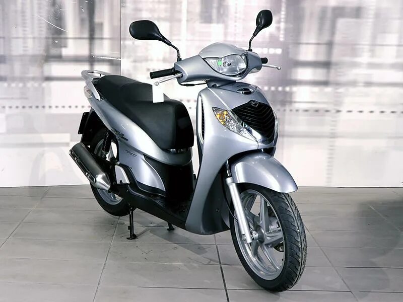 Хонда сх. Honda sh150i. Honda sh 150. Honda sh150 2005. Скутер Honda sh 125.