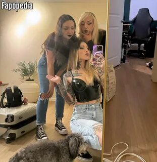 Pterodactylsftw Nude. 