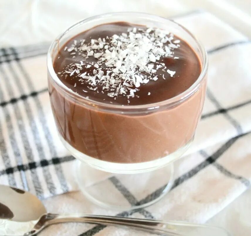 Кокосовое какао рецепт. Cocoa mousse рецепт. Шоколадный пудинг с кокосом. Шоколадный мусс «пат-а-бомб». Миндальное какао.