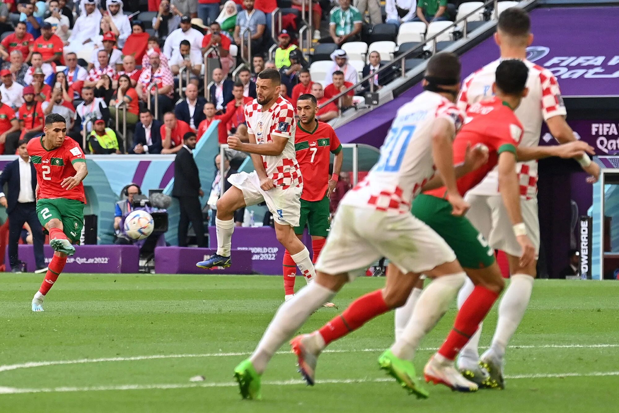 Амрабат футболист марокко. Топ судьи франции. Сборная марокко 2022. Награждение хорватии на чм. Марокко чм 2022.