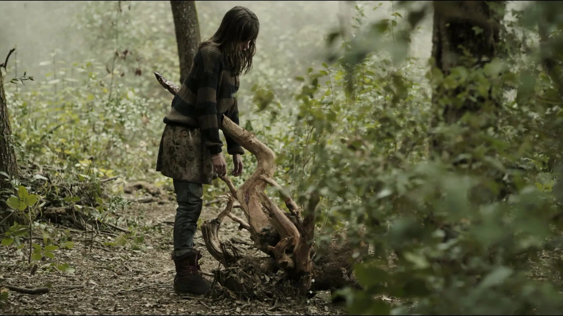 Холодный ручей фильм 2018. Летний лагерь фильм 2015. Проклятый лагерь сериал. Летний лагерь фильм 2006. Фильм летний лагерь страшилки.