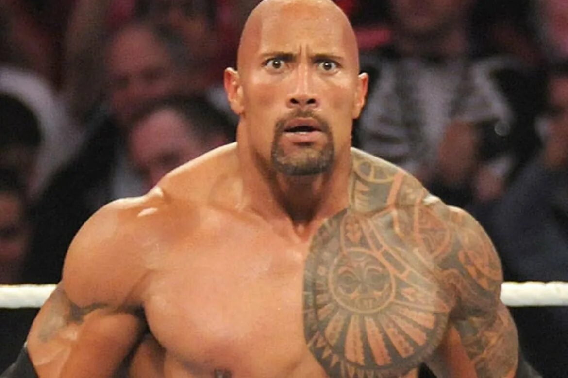 скала удивлен. дуэйн джонсон рестлер бровь. дуэйн скала джонсон мем. дуэйн джонсон улыбка. скала дуэйн джонсон мем бровь.