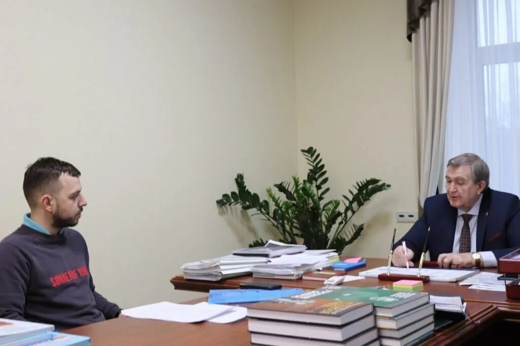 Курс пмр. Леонид манаков приднестровье. глава представительства приднестровья в рф. манаков леонид афанасьевич мид пмр. афанасьев леонид пмр.