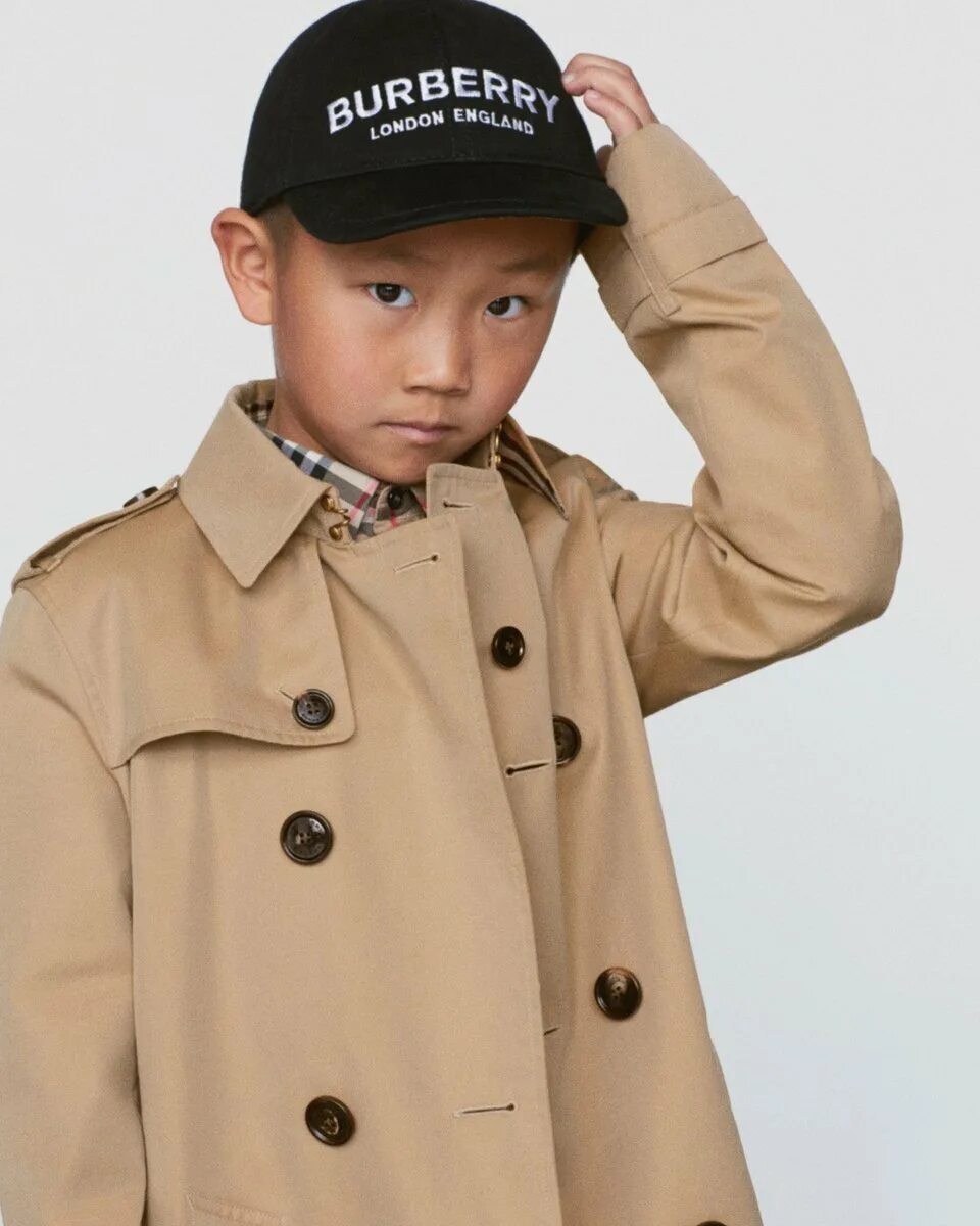 Burberry детское. Burberry Baby Trench. Кепка Барбери детская. Детские Кепки Burberry. Тренч Барберри детский.