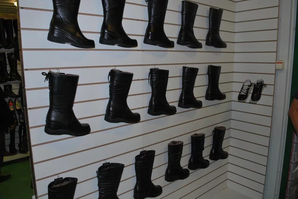 оптовые рынки обуви. обувь с садовода фирмы. рынок обуви. обувные ряды дубровка. милитарист.