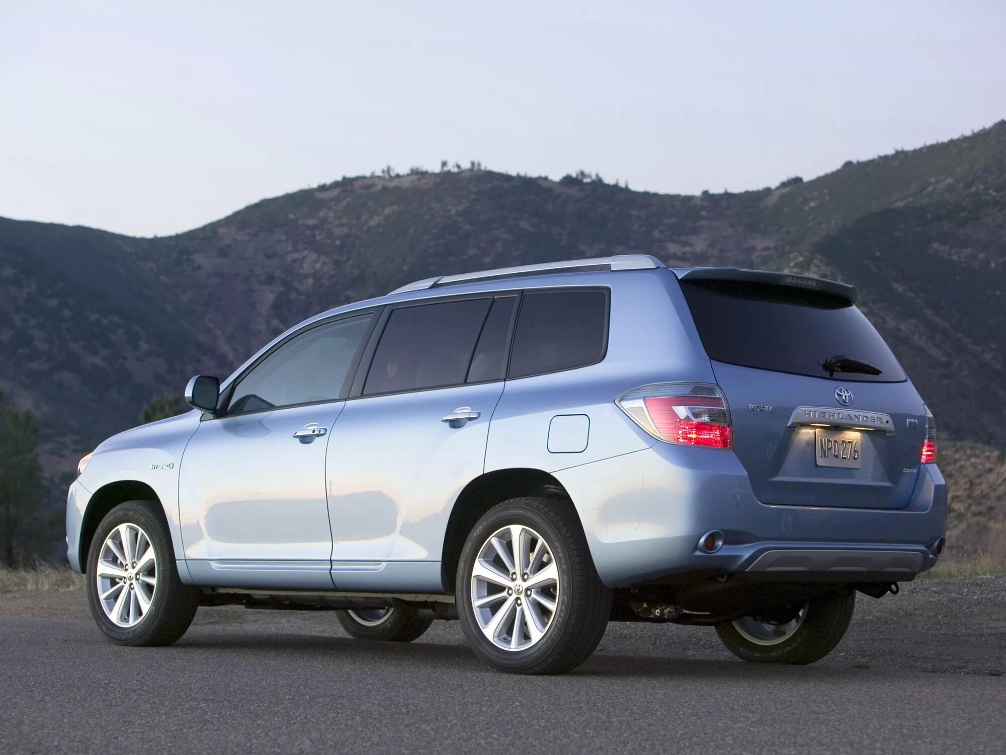 Тойота хайлендер гибрид. Тойота хайлендер 2. Тойота хайлендер 2012 гибрид. Toyota highlander hybrid 2010. Тойота хайлендер 2.
