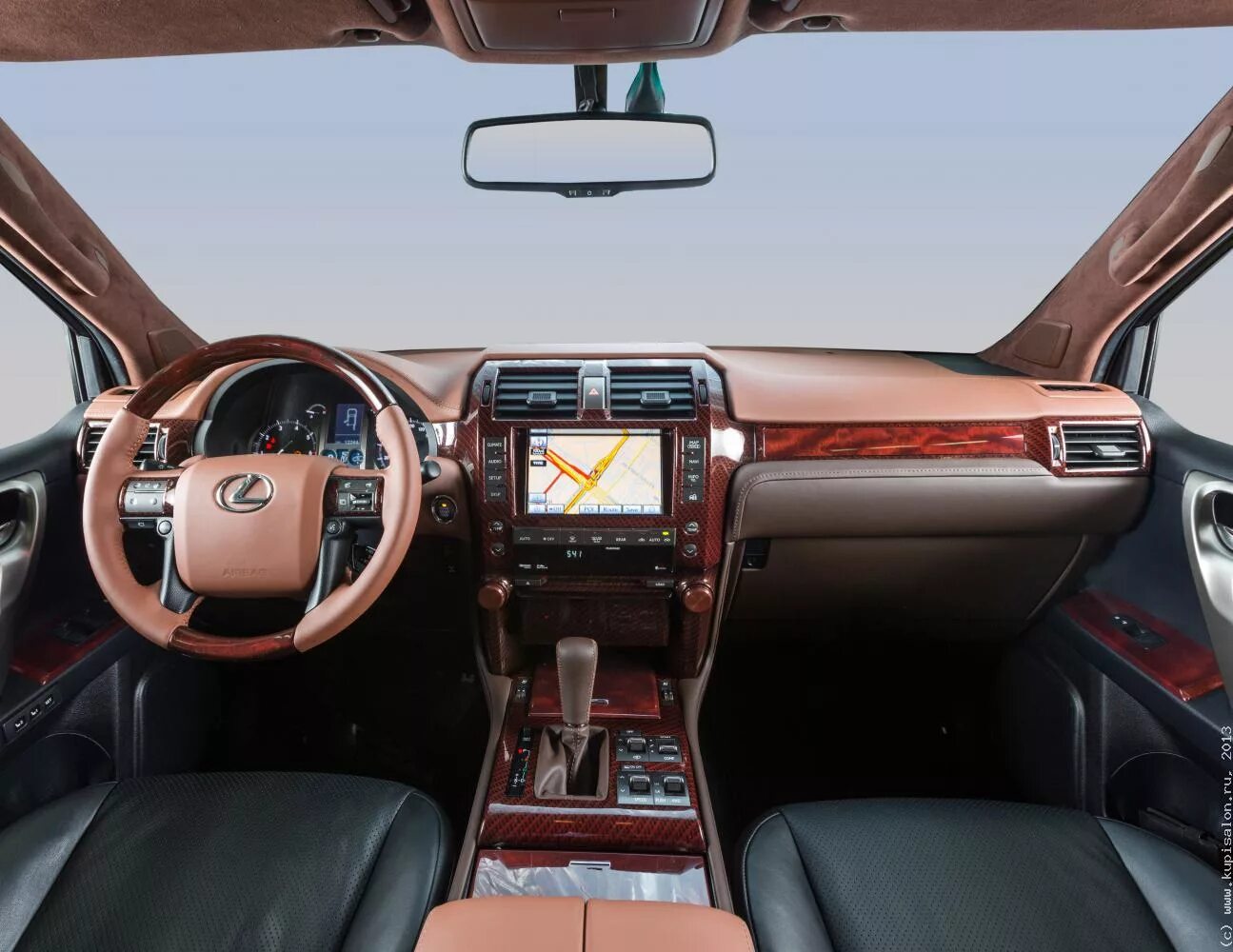 Lexus gx бежевый. Лексус 460 салон. Lexus gx460 2010. Lexus gx 460 2020 салон. Лексус gx460 салон.