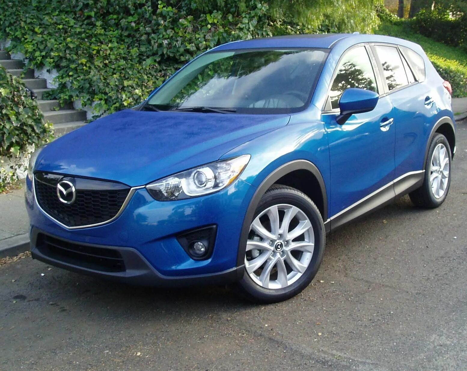 Mazda CX-5. Mazda CX-5 2013. Мазда cx5. Мазда cx5 2013. Мазда сх 5 2.0 купить