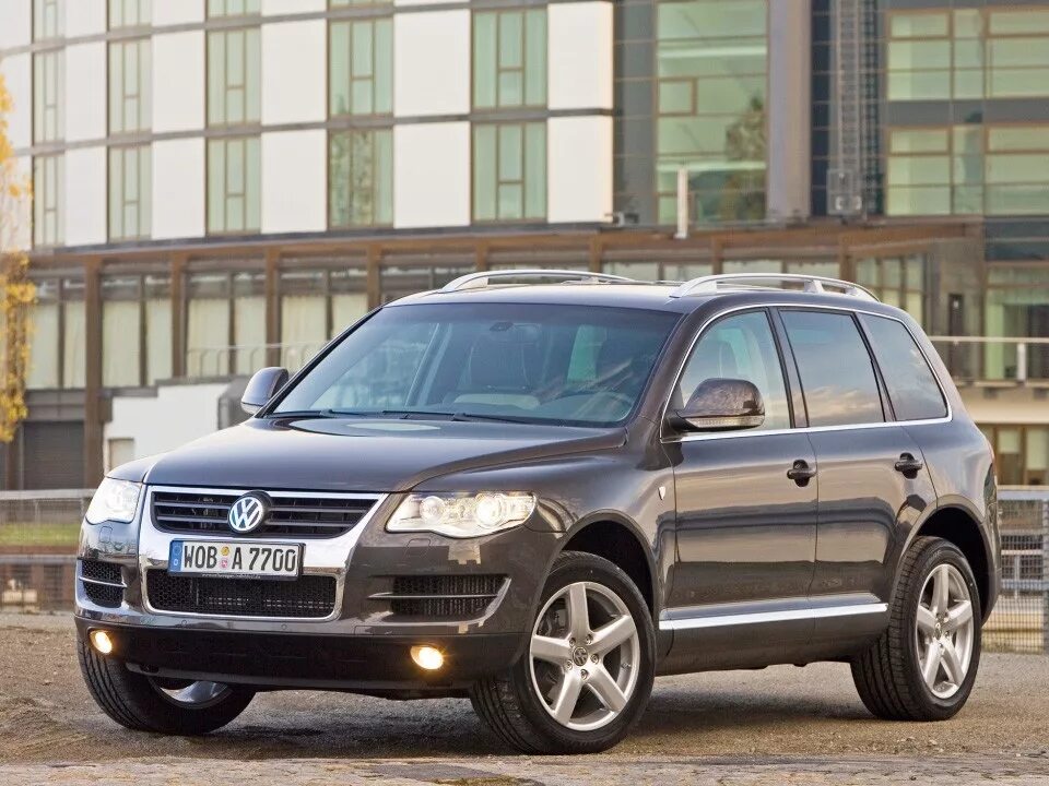 Купить туарег 1 поколения. VW Touareg 2007. Фольксваген Туарег в6. Фольксваген Туарег 2007-2010. Фольксваген Туарег 2009.